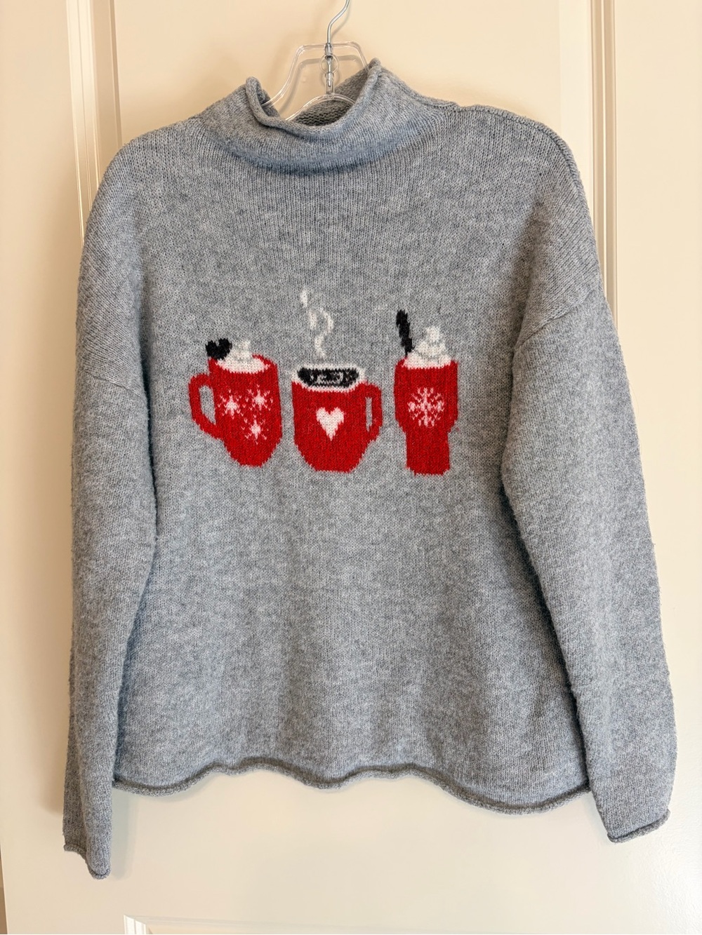 Cupcakes & Cashmere Hot Chocolate Themed Soft Gray Knit Sweater Sz Medium